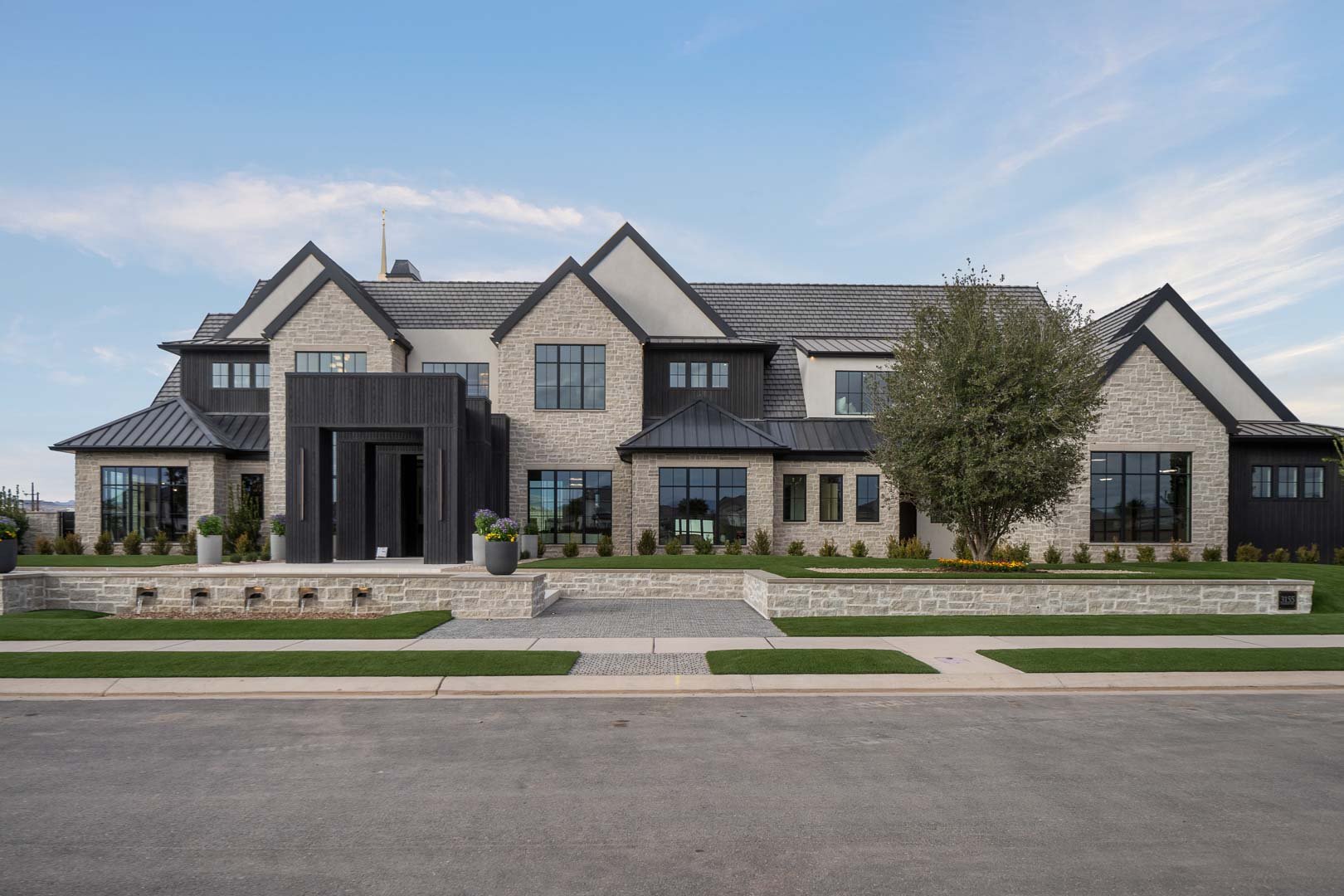 TerraVue Front Exterior — Modern Edge Design + Build